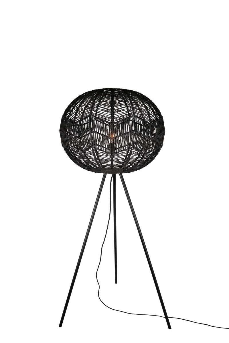 Missy Schwarz stehlampe Von Globen Lighting - Die Leuchte verfügt über ein 200 cm langes schwarzes Textilkabel mit Schalter.