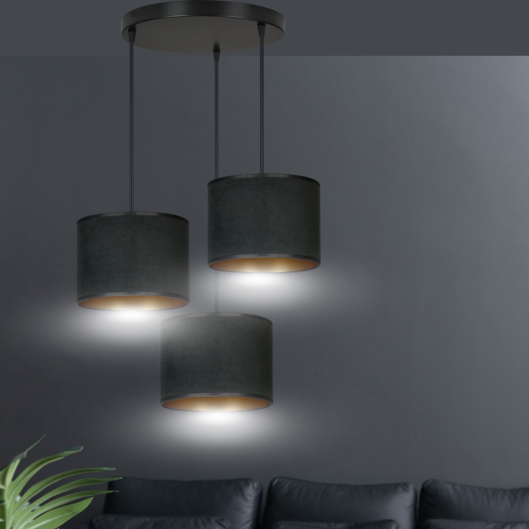 Hilde Ø50 Schwarz hängelampe Von Emibig Lighting - Die einfache Konstruktion und das elegante Farbschema machen Hilde zu einer vielseitigen Wahl, die sich in viele verschiedene R&auml;ume und Stile einf&uuml;gt.