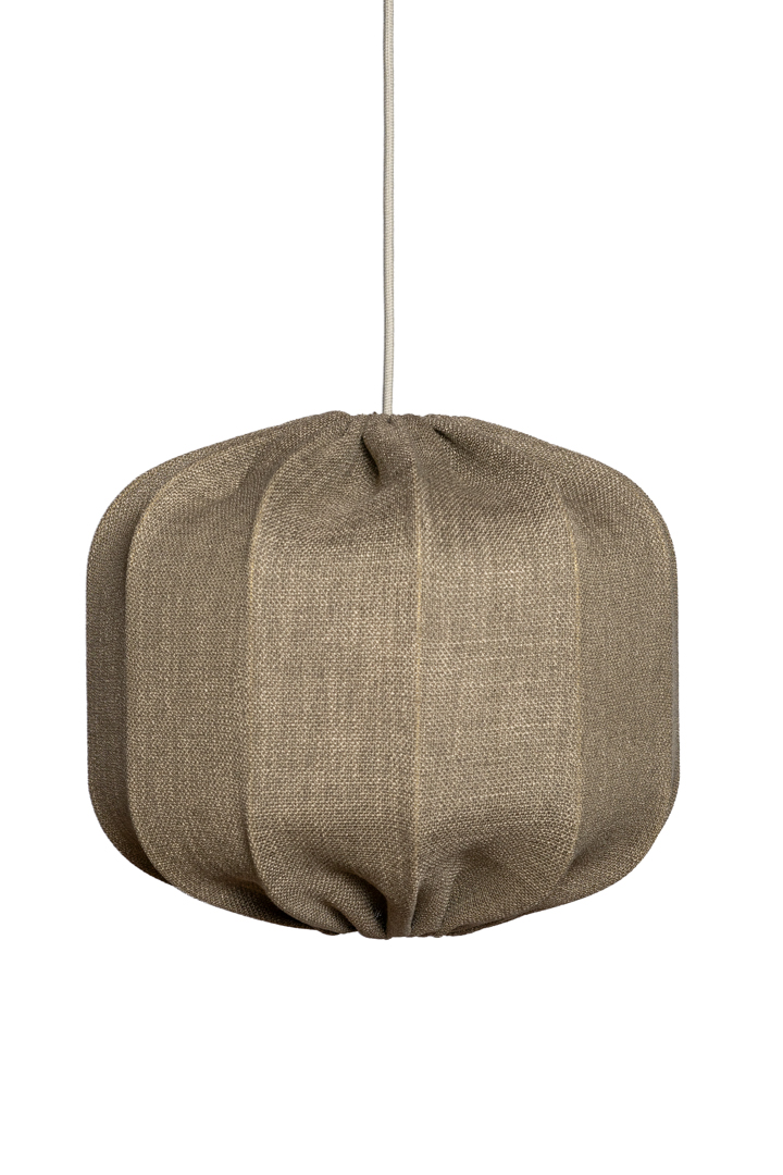 Dester Lampenschirm Ohne Aufhängung Ø38 Braun hängelampe Von Alde & Lind - Der Leinenstoff verleiht dem Dester Lampenschirm einen raffinierten und eleganten Ausdruck.