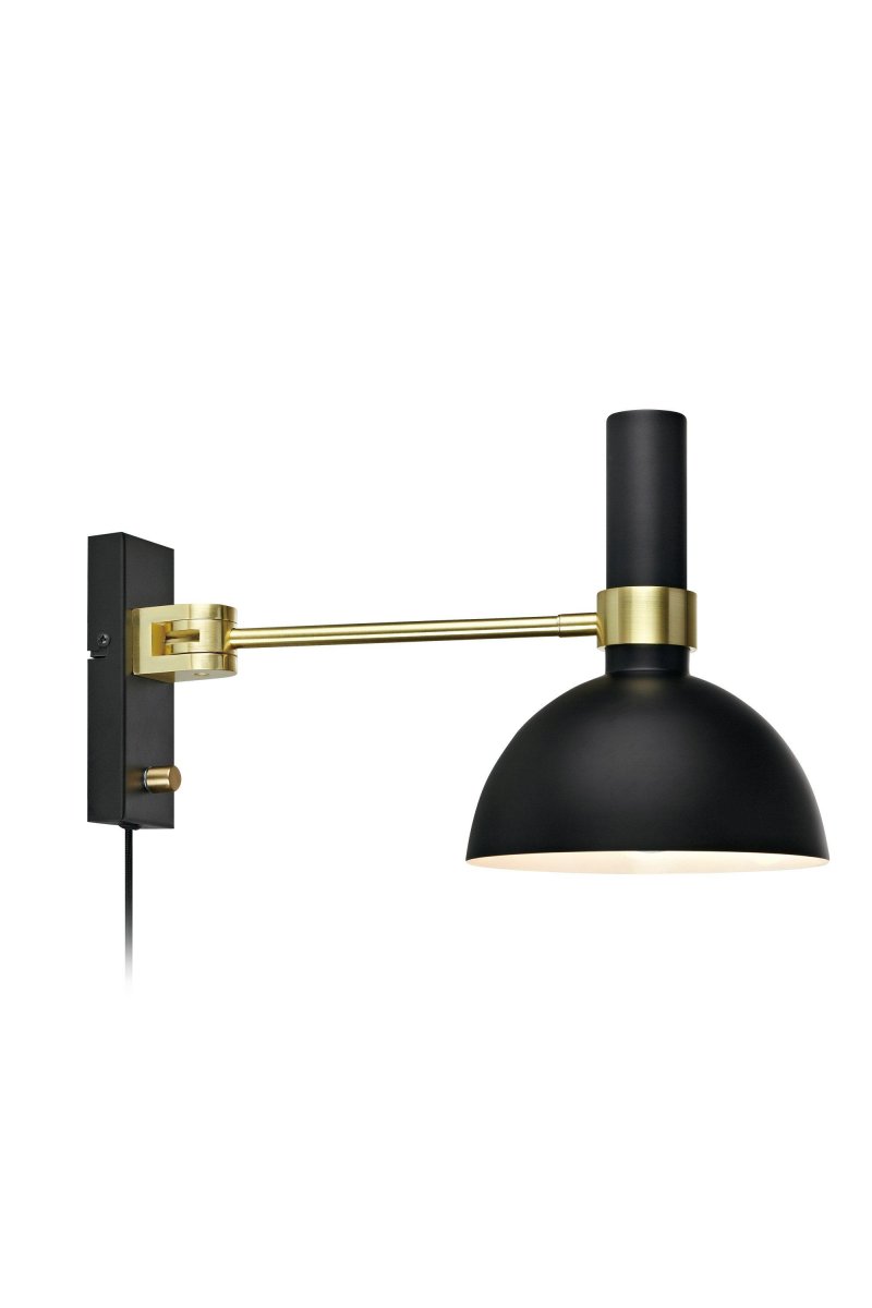 Larry 40cm Schwarz wandlampe Von Markslöjd - Zur einfachen Regulierung der Helligkeit ist der Netzschalter in die Lampe integriert.