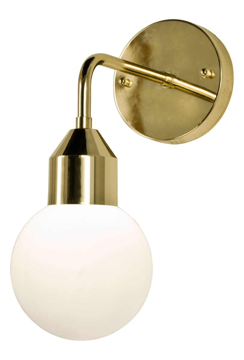 Florens Ø12 Messing badezimmerlampe Von Aneta Lighting - Florens ist eine stilvolle Badezimmerleuchte aus messingfarbenem Metall mit einer runden Kuppel aus opalweißem Glas, die ein sanftes und angenehmes Licht verbreitet.