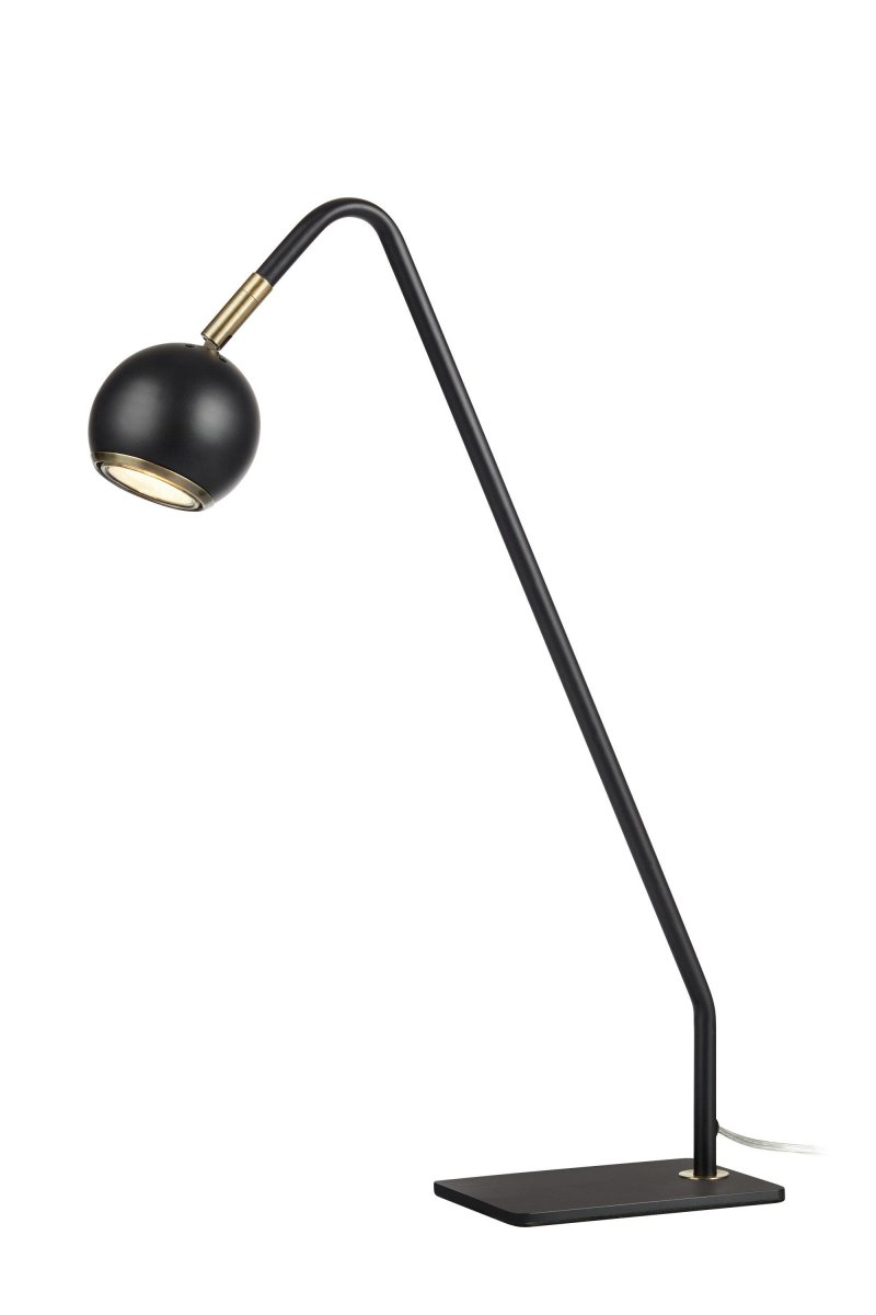 Coco 48cm Schwarz schreibtischlampe Von Markslöjd - Der abgewinkelte Arm und der runde Lampenschirm der Lampe sorgen sowohl f&uuml;r gerichtetes Licht als auch f&uuml;r ein stilvolles Aussehen, perfekt f&uuml;r Arbeitspl&auml;tze oder Lernecken.