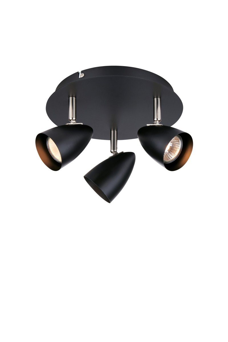 Ciro 3 Schwarz spotlight Von Markslöjd - Mit drei verstellbaren Strahlern in elegantem Mattschwarz und silbernen Details vermittelt es einen edlen Eindruck und erm&ouml;glicht eine perfekte Lichteinstellung f&uuml;r jeden Raum.