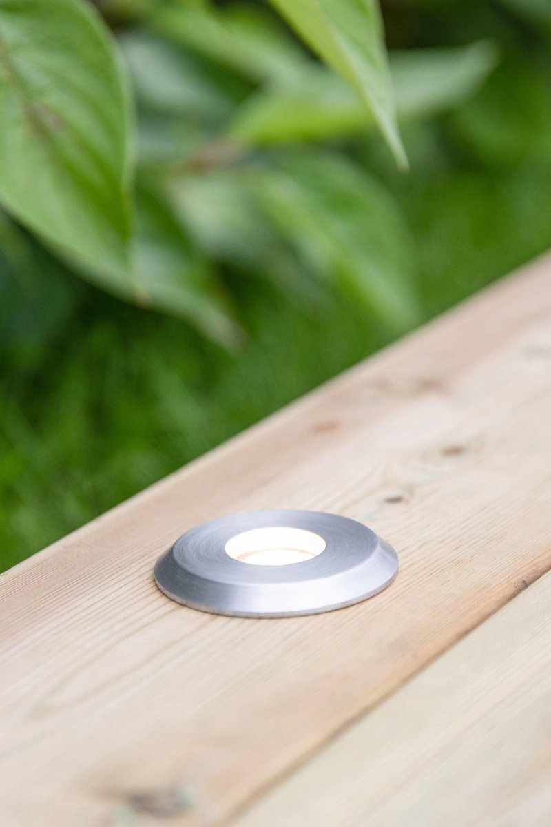 Terrasseneinbauspot 3W Aluminium Garden 24 Von Markslöjd - Garden 24 verf&uuml;gt &uuml;ber die Schutzart IP44 und ist f&uuml;r die Garten- und Au&szlig;enbeleuchtung geeignet, die Sie einfach installieren k&ouml;nnen.