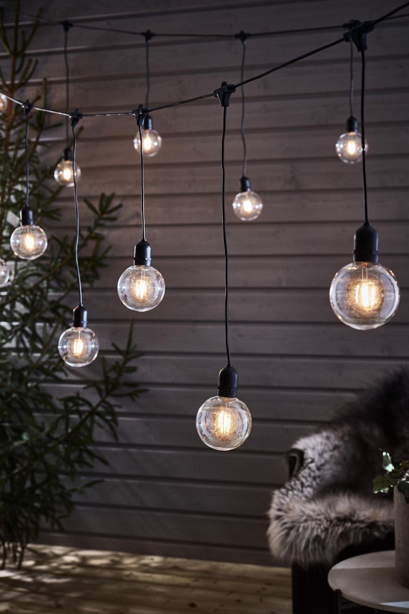 Lichterkette Deco Extra 4 m Klar Garden 24 Von Markslöjd - Die LED-Lichterkette ist 4 Meter lang und ist eine Erweiterungskette zur Garden 24 Deco Lichterkette mit der Artikelnummer 108021.