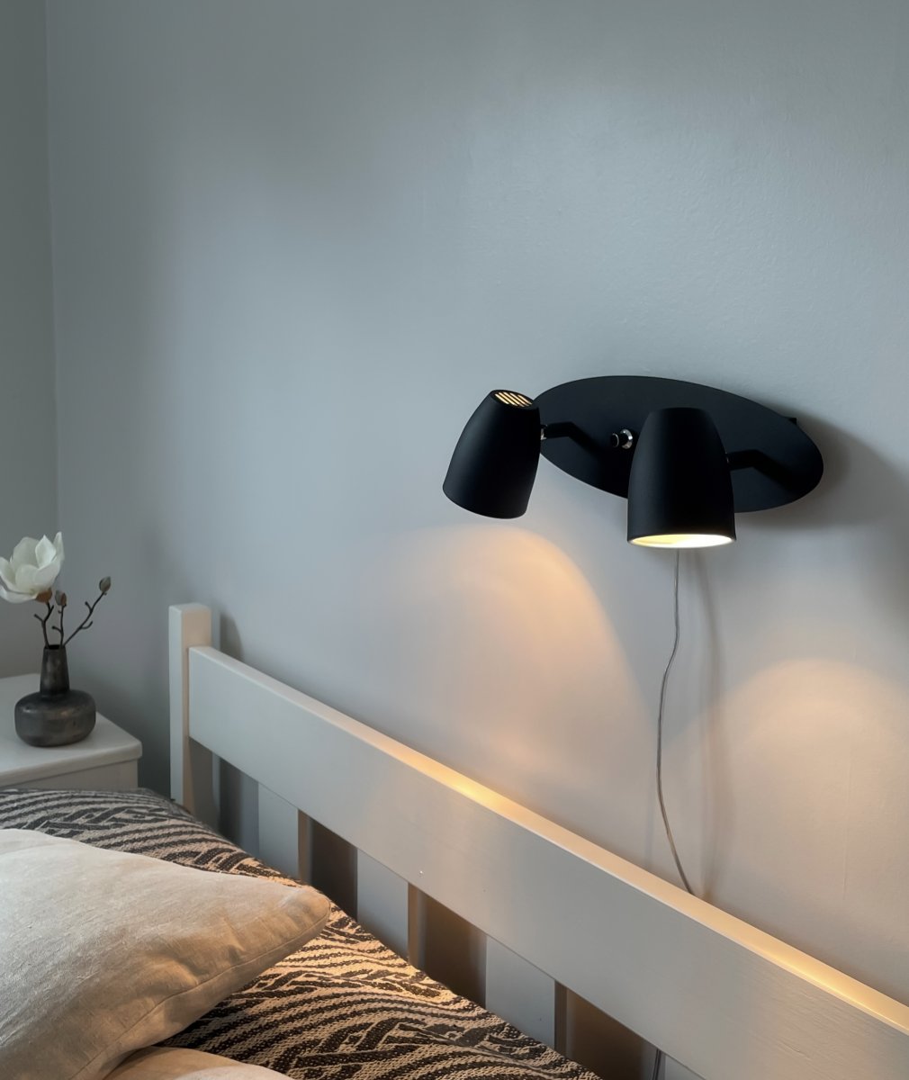 Sandnes Schwarz leselampe Von Aneta Lighting - und aus mit einem separaten Dimmer an&aring; die Lampe.