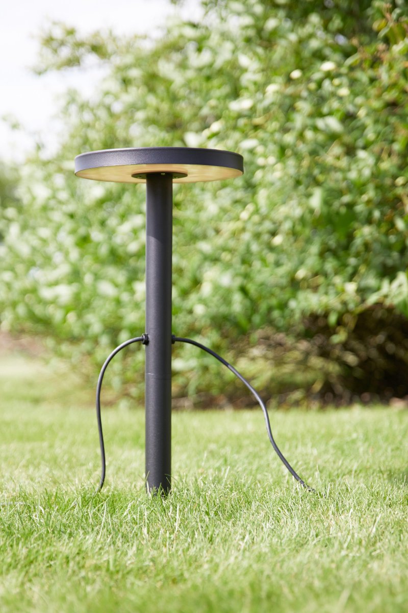 Downlight 5W Schwarz Garden 24 Von Markslöjd - Garden 24 verfügt über die Schutzart IP44 und ist für die Garten- und Außenbeleuchtung geeignet, die Sie einfach installieren können.