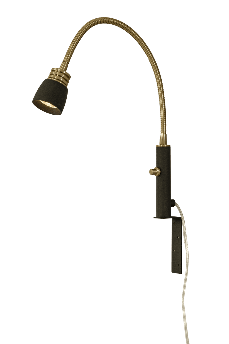 Eketorp Schwarz leselampe Von Aneta Lighting - Die Nachttischlampe Eketorp aus schwarz lackiertem Metall mit Details aus mattem Messing verf&uuml;gt &uuml;ber einen verstellbaren Arm mit integrierter 3-W-LED, die ein angenehmes, warmwei&szlig;es Licht spendet und dimmbar ist.