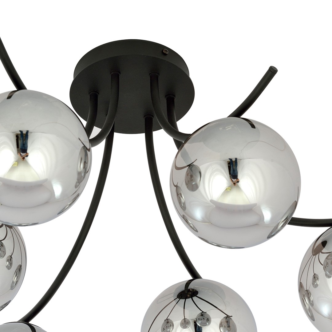 Boston Ø60 Schwarz/Rauchig deckenleuchte Von Emibig Lighting - Die d&uuml;nnen Glaskuppeln verleihen Eleganz und Leichtigkeit, w&auml;hrend die minimalistische Form gr&ouml;&szlig;ere Bereiche effektiv beleuchtet.