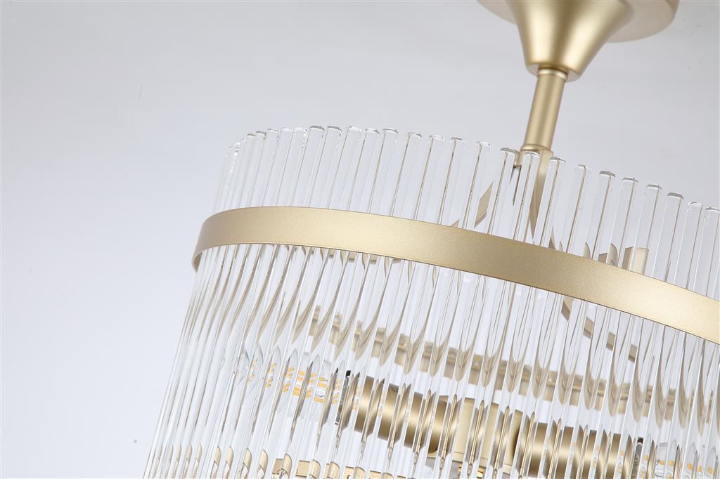 Lara Ø35 Gold kristall Von Searchlight - Die untere Ebene erzeugt eine angenehme Tiefe und verleiht der Leuchte eine exklusive, vielschichtige Optik.