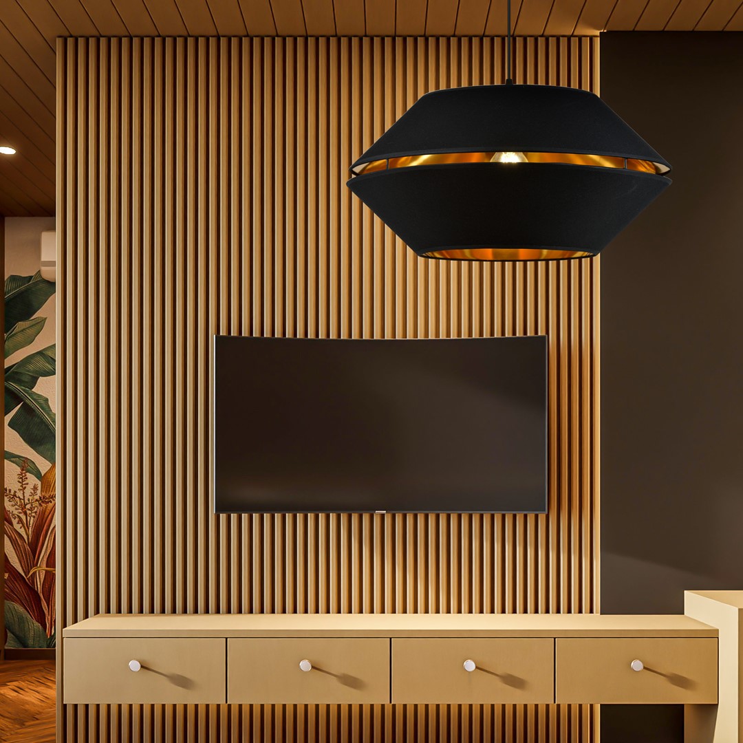 Piano Ø42 Schwarz hängelampe Von Emibig Lighting - Die einfache Konstruktion und die elegante Farbpalette schaffen eine perfekte Balance zwischen Funktion und Raffinesse.
