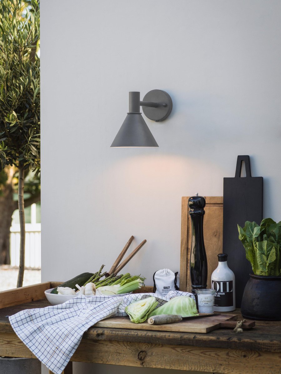 MiniTripp Grau außenlampe Von PR Home - Mit E27-Lampenfassung, geeignet f&uuml;r die Verwendung sowohl mit herk&ouml;mmlichen Gl&uuml;hlampen als auch mit neueren LED-Lichtquellen, max.