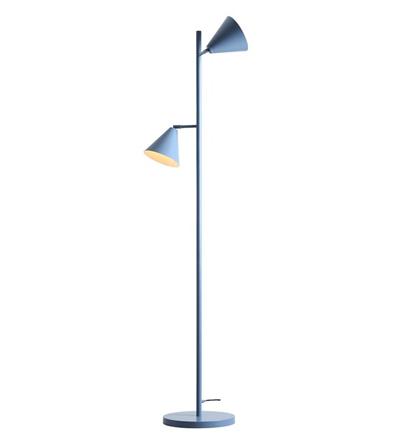 Form 2 Blau stehlampe Von Artera - Dank des zeitlosen Designs und der dezenten Farbe fügt sich die Leuchte problemlos in verschiedene Einrichtungsstile ein und verleiht dem Raum gleichzeitig eine anspruchsvolle und moderne Note.