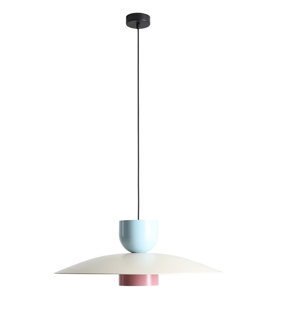 Nutta Ø65 Mehrfarbig hängelampe Von Artera - Mit ihren sanften Farben Creme, Hellrosa und Hellblau wird sie zu einem verspielten und stilvollen Element im Interieur.