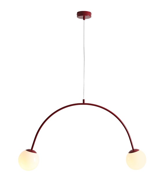 Una 84cm ROT hängelampe Von Artera - Die Kombination aus rotem Metall und weißen Glasschirmen schafft einen harmonischen Kontrast und verleiht jedem Raum einen Hauch moderner Eleganz.