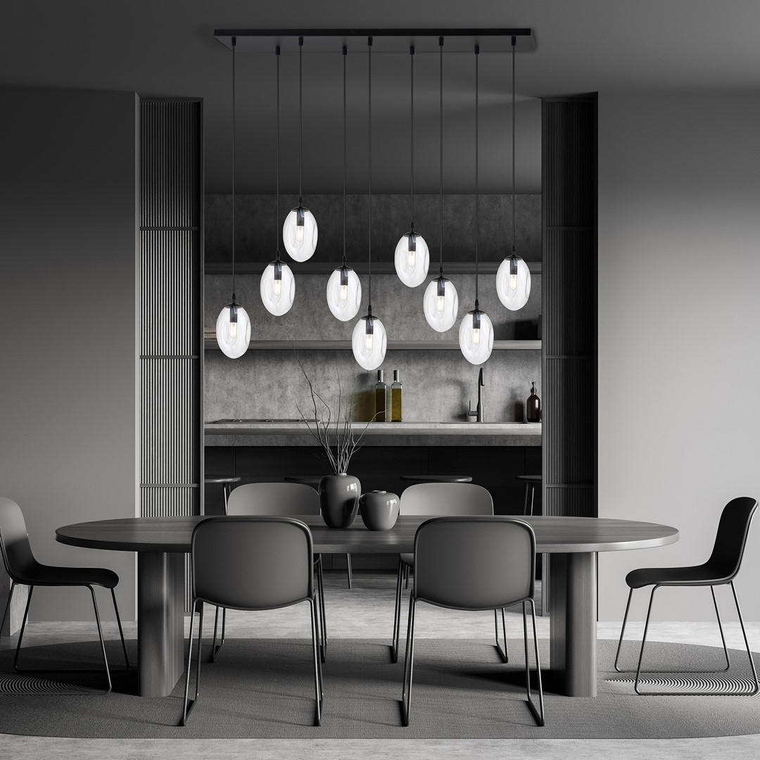 Astral 100cm Transparent hängelampe Von Emibig Lighting - Das großzügige Design mit mehreren herabhängenden Elementen sorgt für ein effektvolles Lichtspiel, wobei die transparenten Glaskuppeln ein angenehmes, warmes Licht verbreiten.