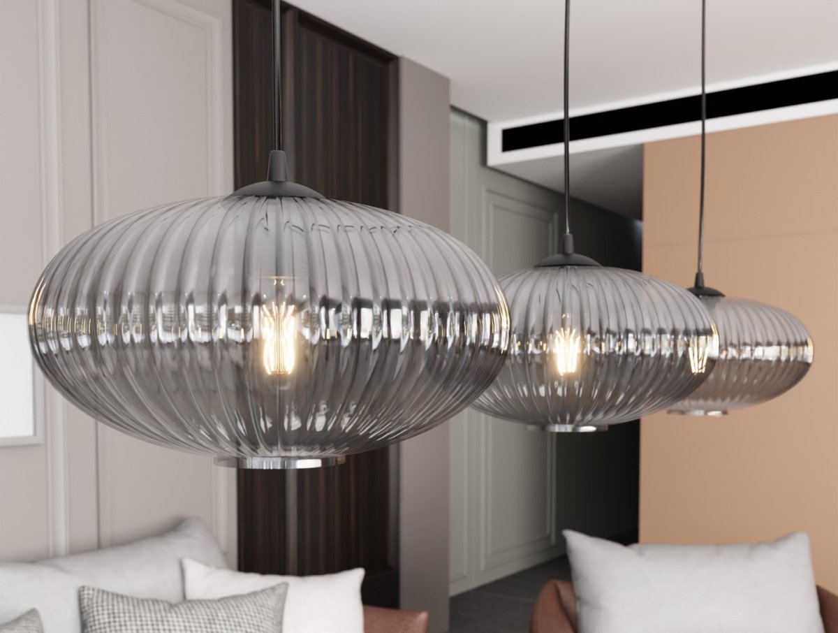 Coco 115cm Rauchfarben hängelampe Von Emibig Lighting - Die stilvollen Rauchglasschirme verbreiten ein warmes Licht, das dem Raum eine leichte und weiche Atmosph&auml;re verleiht.