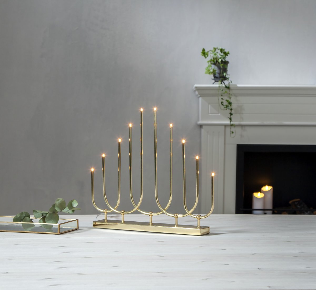 Novum Messing Von Star Trading - Novum leuchtet wundersch&ouml;n und verbreitet eine wunderbare Weihnachtsstimmung.
