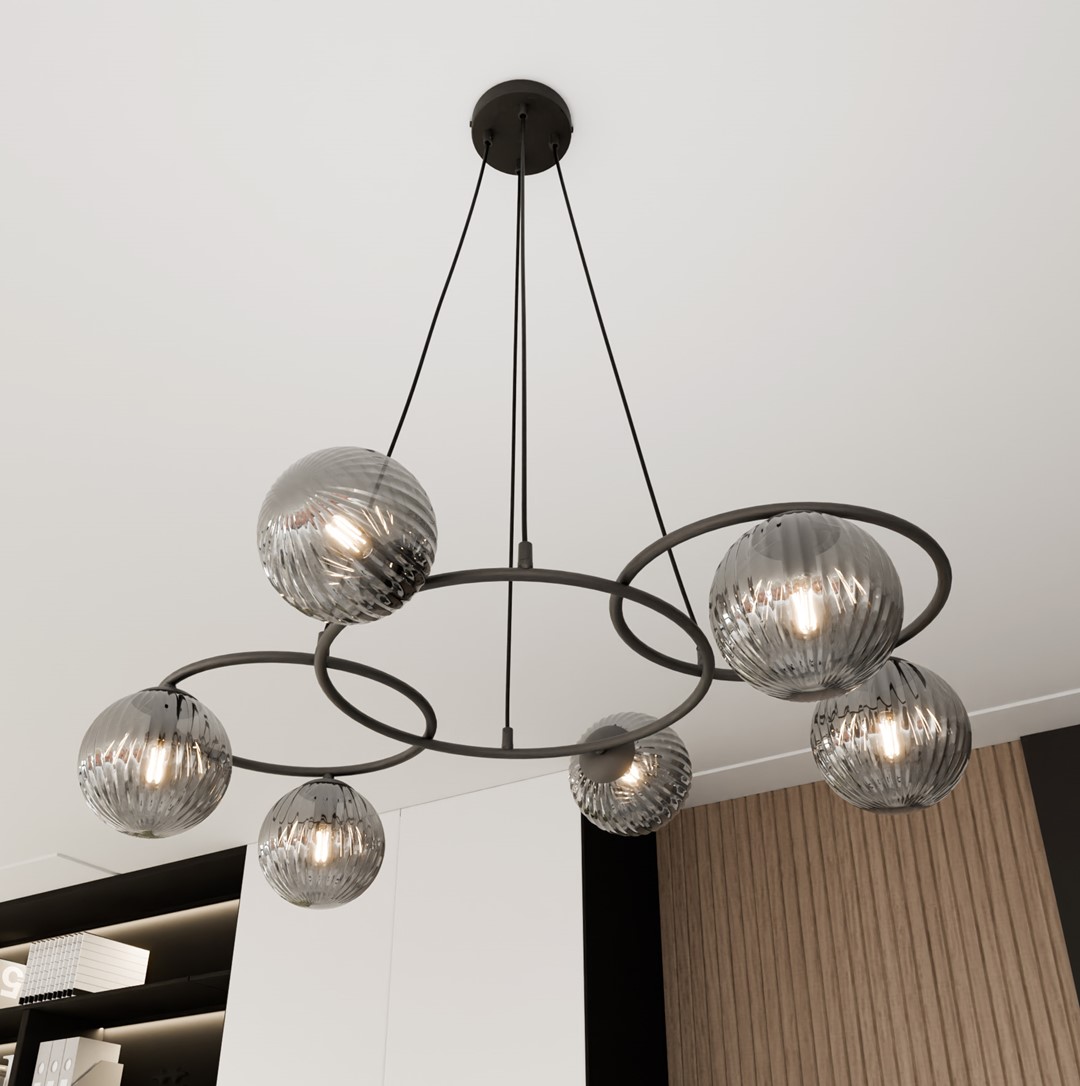 Libra 88cm Rauchfarben hängelampe Von Emibig Lighting - Es besteht aus drei Ringen, die einen leichten und harmonischen Ausdruck verleihen, w&auml;hrend die Rauchglasschirme ein warmes und angenehmes Licht verbreiten, das eine sch&ouml;ne Atmosph&auml;re schafft.