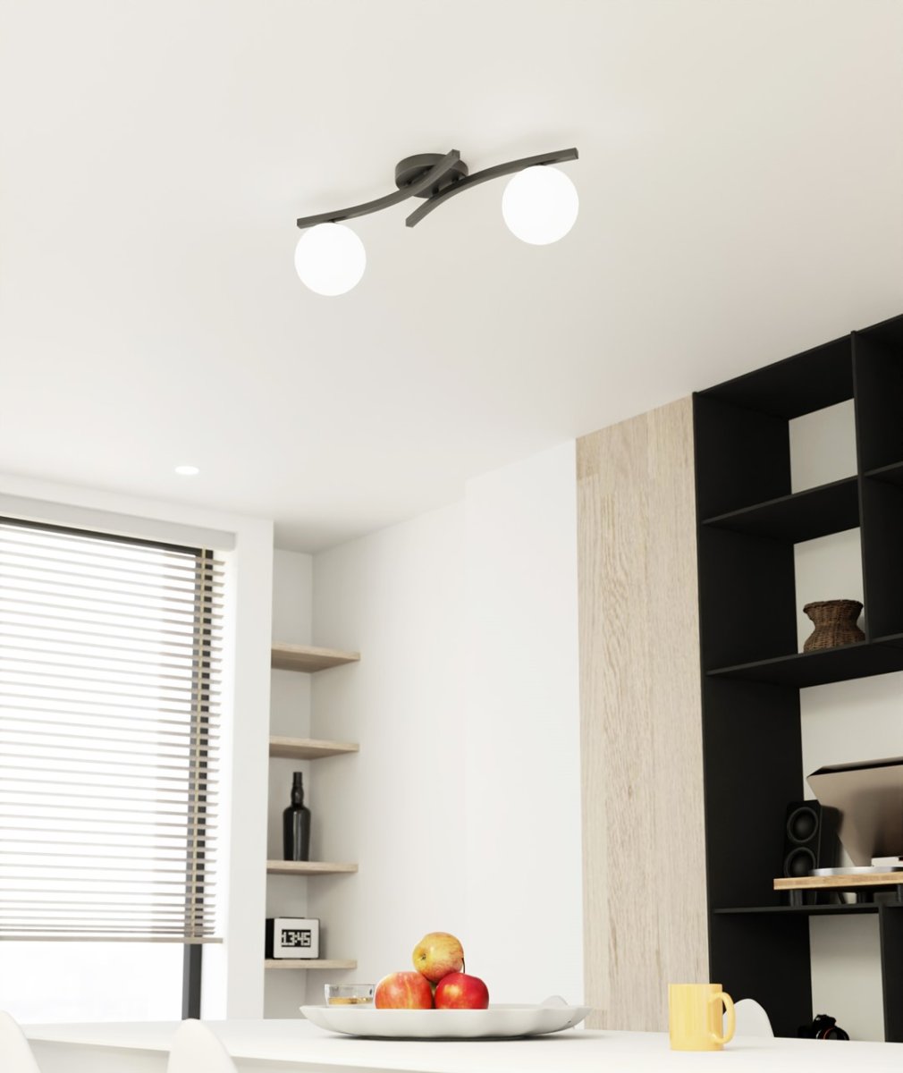 Opus 60cm Weiß deckenleuchte Von Emibig Lighting - Die schlichte Form und die Opalglaskuppeln verleihen dem Raum Weichheit und Leichtigkeit, w&auml;hrend die Lampe ein angenehmes, diffuses Licht verbreitet.