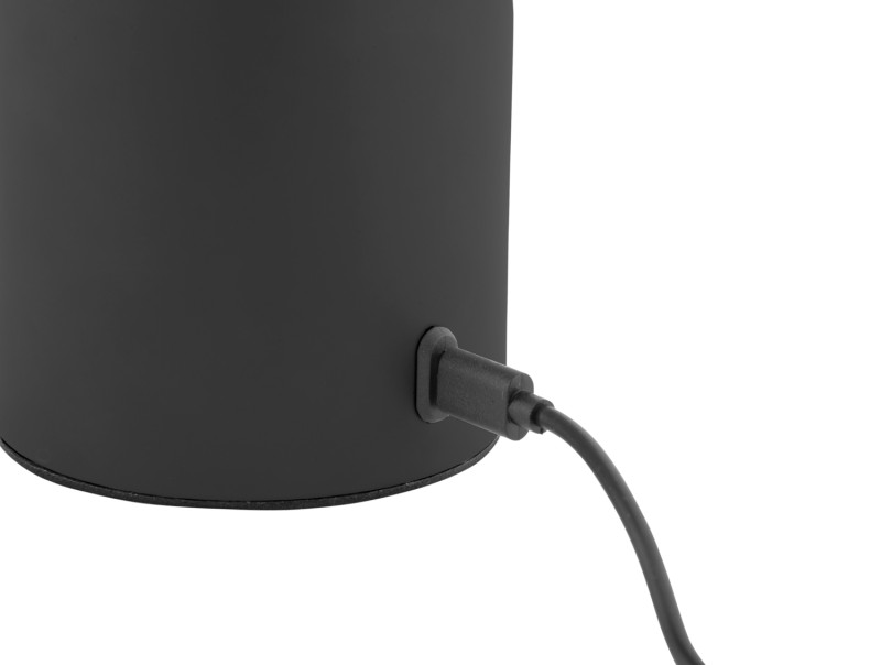 Camp LED 30cm Schwarz tragbare Von Leitmotiv - Die Lampe ist über einen praktischen Drehknopf dimmbar und wird mit dem mitgelieferten USB-C-Kabel aufgeladen.