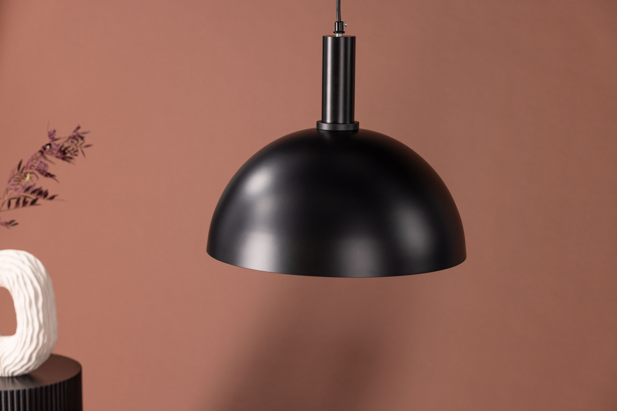 Narbonne Ø35 Schwarz hängelampe Von Venture Design - Mit der Narbonne Deckenleuchte erhalten Sie eine zeitlose und klassische Leuchte, die in die meisten R&auml;ume passt.