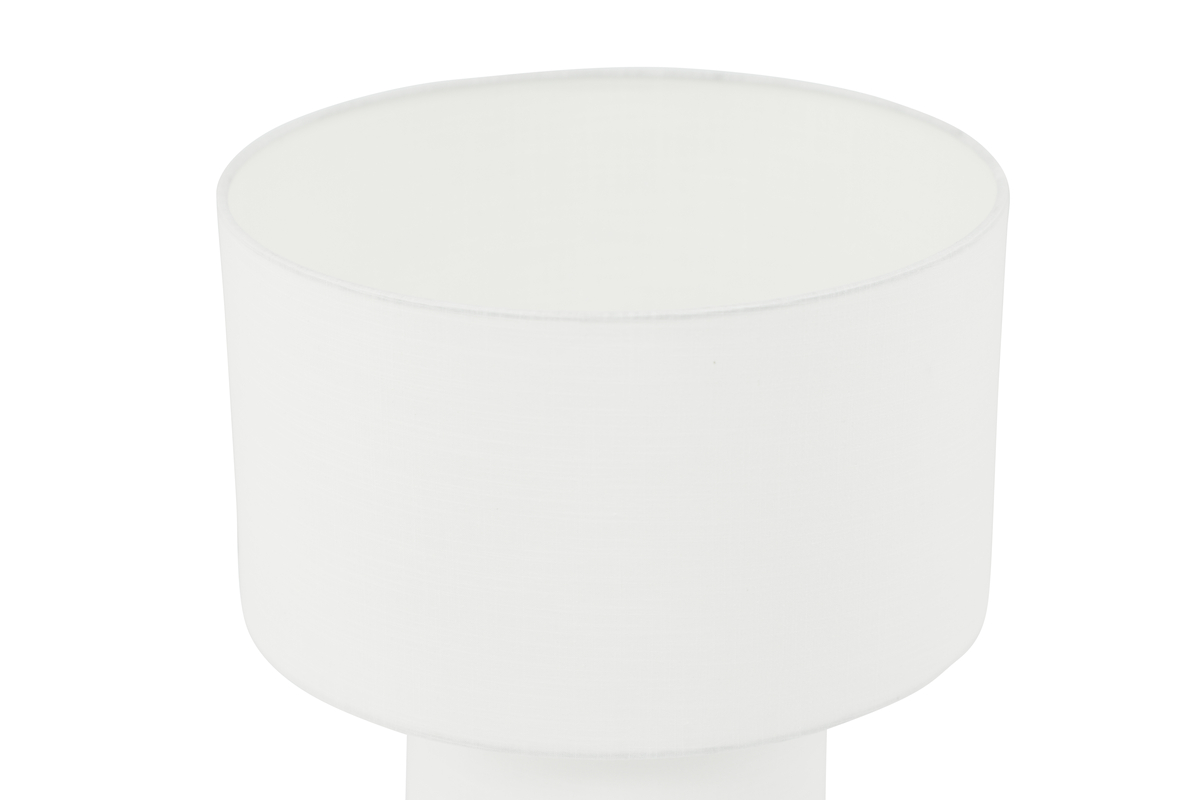 Globia 40cm Weiß tischlampe Von Venture Design - Der Lampenfu&szlig; und der Lampenschirm sind vollst&auml;ndig mit einem wundersch&ouml;nen wei&szlig;en Leinenstoff &uuml;berzogen, der dem Zuhause eine weiche Atmosph&auml;re verleiht.