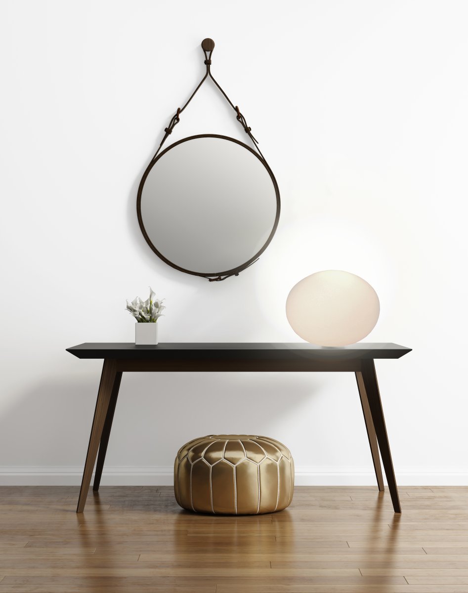Globus 23cm Opal tischlampe Von Aneta Lighting - Globus-Tischleuchte aus opalwei&szlig;em Glas mit einer Lichtquelle im Inneren der Glaskugel, die dekoratives und gem&uuml;tliches Licht spendet.