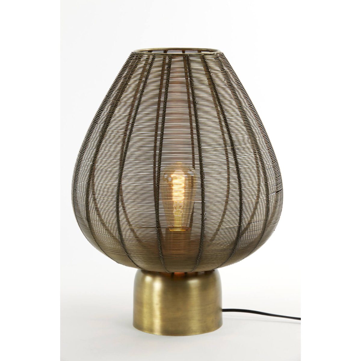 Suneko 46cm Antikes Gold tischlampe Von Light & Living - Ihre elegante Form und das einzigartige Design machen sie zu einem perfekten Detail für moderne und industrielle Umgebungen.