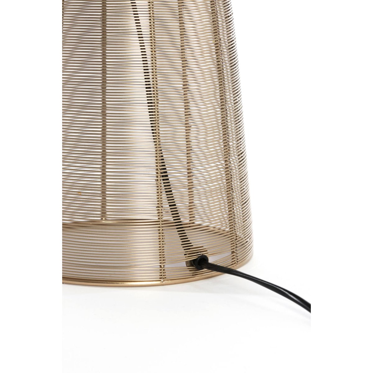 Aboso 54cm Gold tischlampe Von Light & Living - Ihre einzigartige Form verleiht ein modernes und elegantes Ambiente und passt perfekt in jedes Interieur im industriellen und skandinavischen Stil.