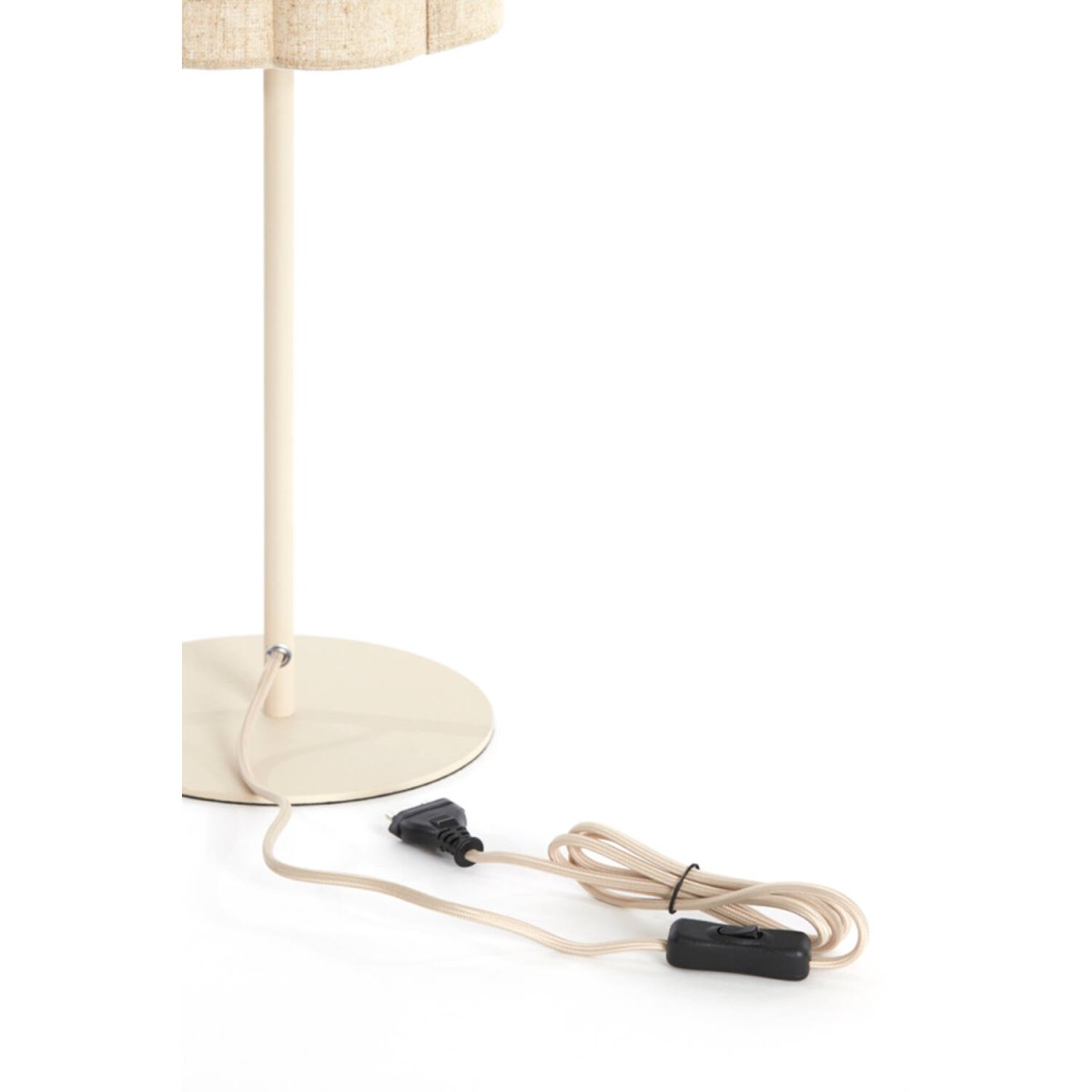 Fringe 70cm Beige tischlampe Von Light & Living - Das plissierte Design sorgt für eine sanfte und harmonische Lichtverteilung und schafft so eine warme und einladende Atmosphäre in Ihrem Zuhause.