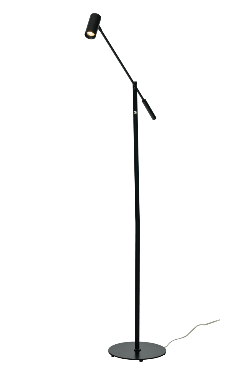 Concord Schwarz stehlampe Von Aneta Lighting - Sowohl der Lampenkopf als auch der Arm lassen sich verstellen, sodass Sie das Licht ganz einfach dorthin lenken können, wo Sie es möchten.