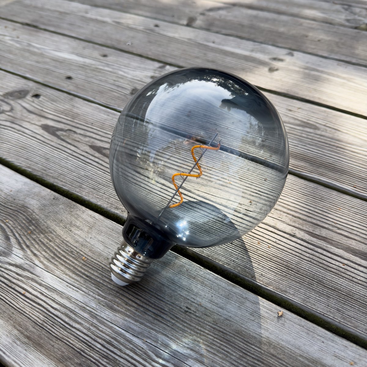 Deco bulb XL Rauchfarben Von Lightson - Sie müssen einen Transformator wählen, der zur Gesamtwattzahl Ihrer Leuchten passt.