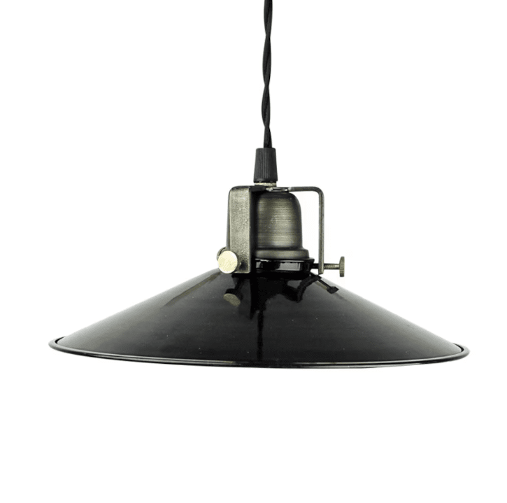 Schusterlampe Herbert Ø23 Schwarz fensterlampe Von Strömshaga - Es passt in die meisten Räume wie Küchen, Flure und Wohnzimmer.