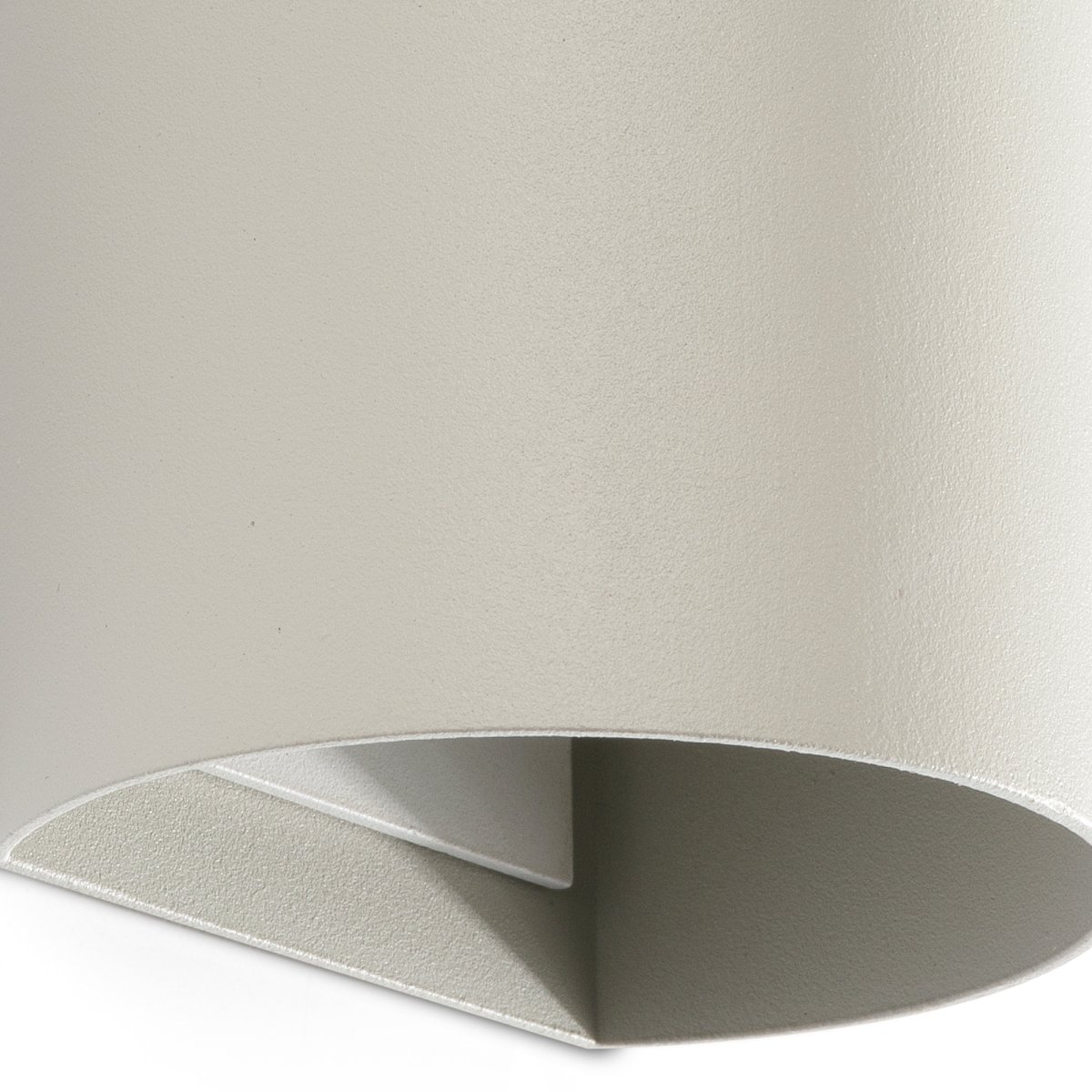 Sole 15cm Grau wandlampe Von Faro Barcelona - Erh&auml;ltlich in zwei Gr&ouml;&szlig;en und mit ein- oder zweiseitiger Lichtverteilung, eignet sie sich ideal f&uuml;r Flure und kleinere R&auml;ume.