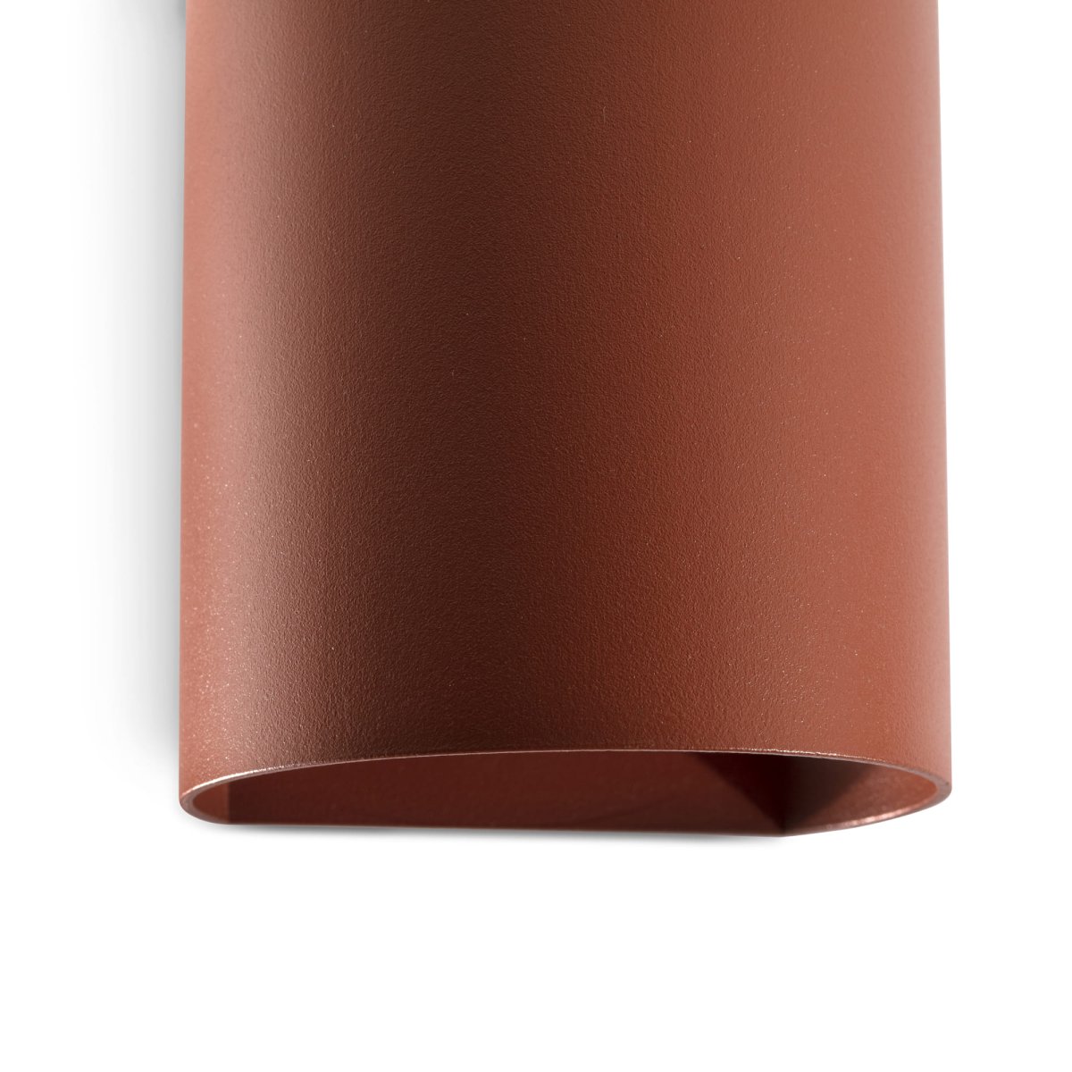 Sole 10cm Terrakotta wandlampe Von Faro Barcelona - Sole ist eine terrakottafarbene Wandleuchte mit matter Oberfl&auml;che, die Funktion und Form in einem kompakten Format vereint.