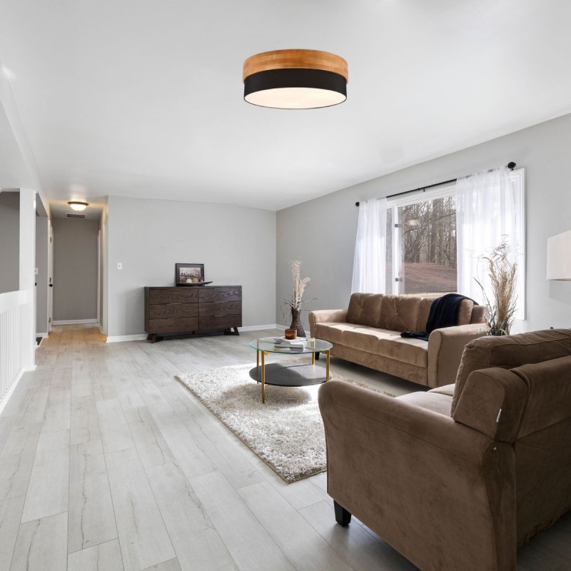 Seasons Ø50 Schwarz deckenleuchte Von Trio Lighting - Die Deckenleuchte Seasons vereint schlichte Formen mit natürlichen Materialien und schafft eine harmonische und einladende Atmosphäre.