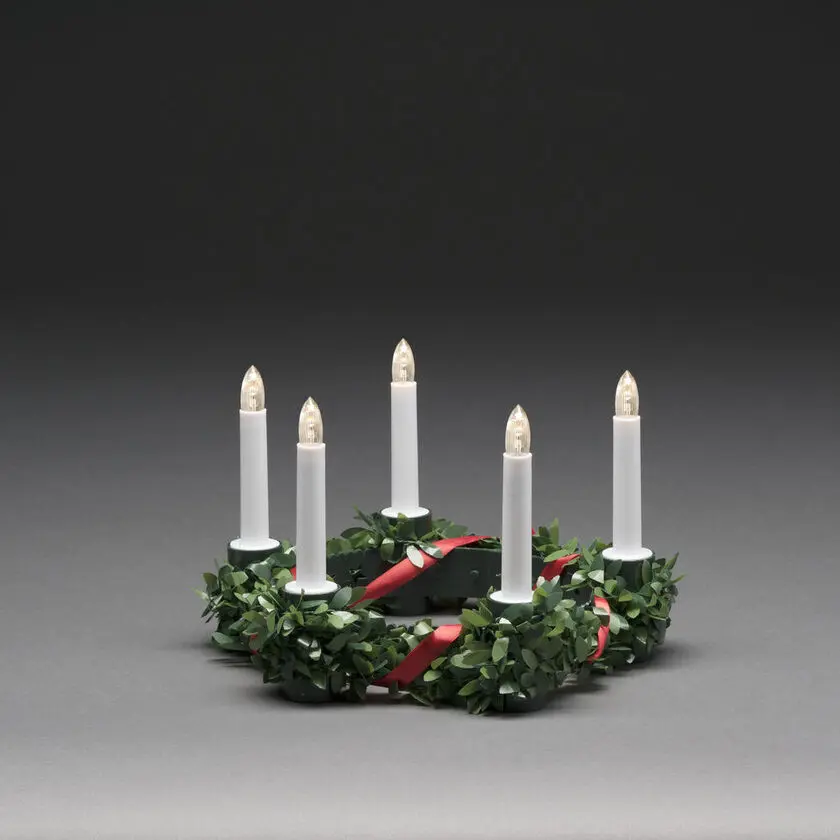 Lucia-Krone Mit Dekoration Grün Von Konstsmide - Eine sch&ouml;ne und sichere L&ouml;sung f&uuml;r Lucia-Feiern zu Hause oder in der Schule.