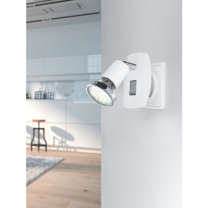 Mini 4 Weiß leselampe Von Eglo - Diese schlichte und funktionale Wandleuchte macht es Ihnen leicht, wenn Sie die Leuchte nicht an die Wand schrauben möchten.