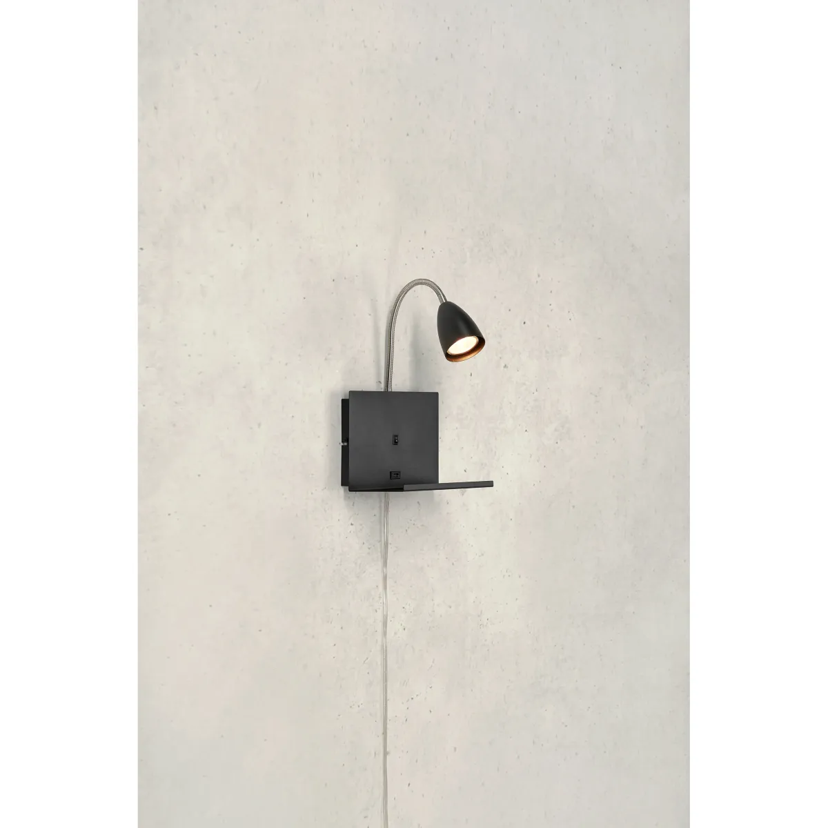 Cuarto Schwarz leselampe Von Markslöjd - Verstellbare Leselampe mit Flexarm.