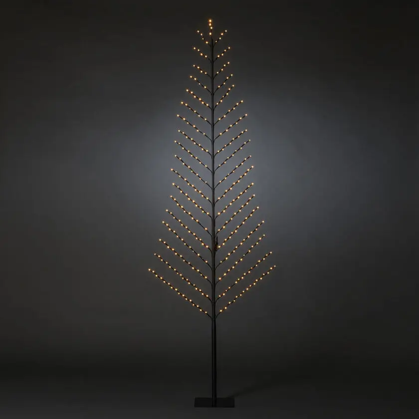 2D Schwarzes Holz 240cm Schwarz Von Konstsmide - Modern und stilvoll &ndash; Dieser 2D-Draht aus schwarzem Metall verbindet Minimalismus mit Winterzauber.