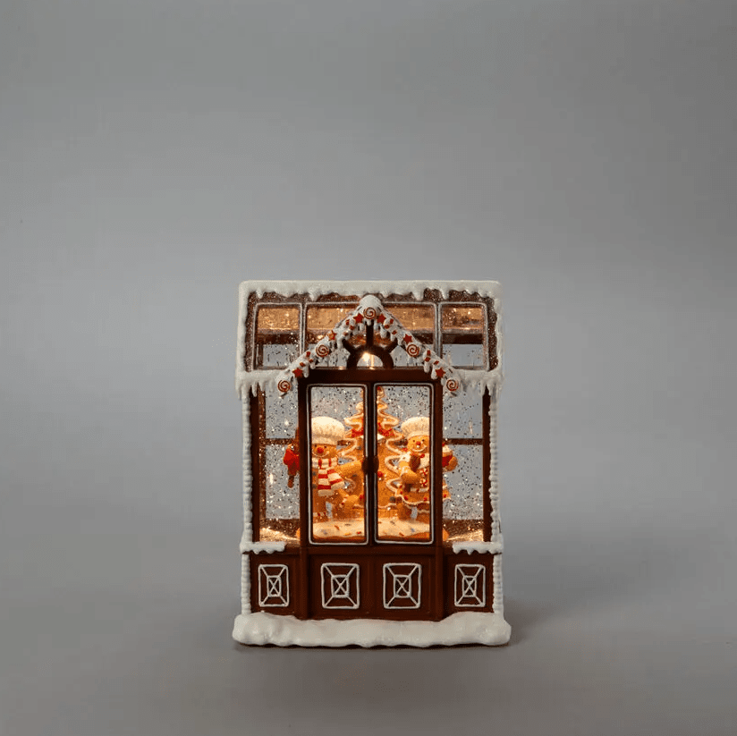 Wasserlaterne Lebkuchenhaus Braun Von Konstsmide - Eine s&uuml;&szlig;e, mit Wasser gef&uuml;llte Laterne in Form eines Lebkuchenhauses mit wundersch&ouml;ner warmwei&szlig;er LED-Beleuchtung, die mit der Magie von Weihnachten leuchtet.