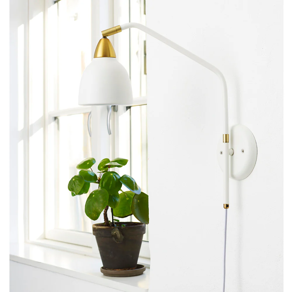 Urban 40cm Weiß wandlampe Von Superliving - Die Lampe bietet flexible und anpassbare Beleuchtung f&uuml;r alle Bed&uuml;rfnisse.