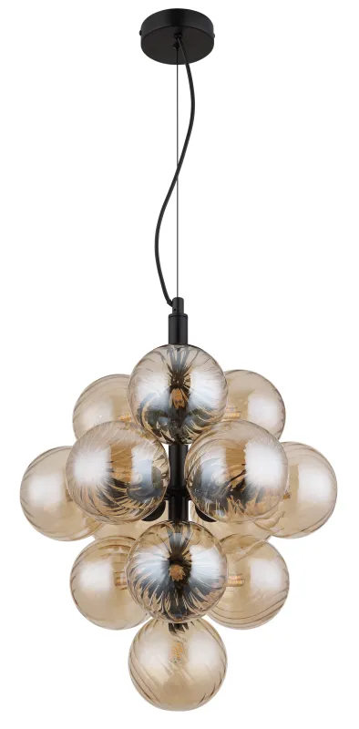 Conor Ø40 Bernstein hängelampe Von Globo Lighting - Den har 13st dekorativa ambertonade glaskupor som alla omfamnar en ljusk&auml;lla vilket skapar en fin och harmonisk ljusspridning i rummet.