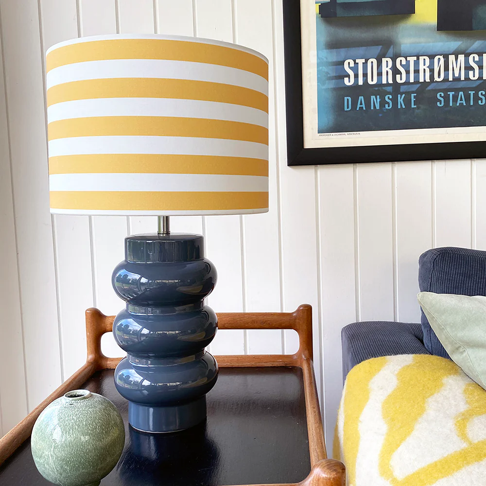 Lyon 56cm Blau tischlampe Von Superliving - Schaffen Sie mit der Tischlampe Lyon ein verspieltes und farbenfrohes Element in Ihrem Zuhause.
