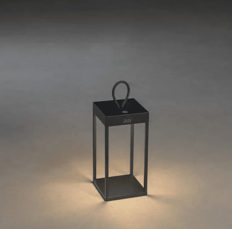 Ravello 30cm Schwarz tragbare Von Konstsmide - Zur Regulierung der Helligkeit ist die Leuchte mit einem Dimmer ausgestattet.