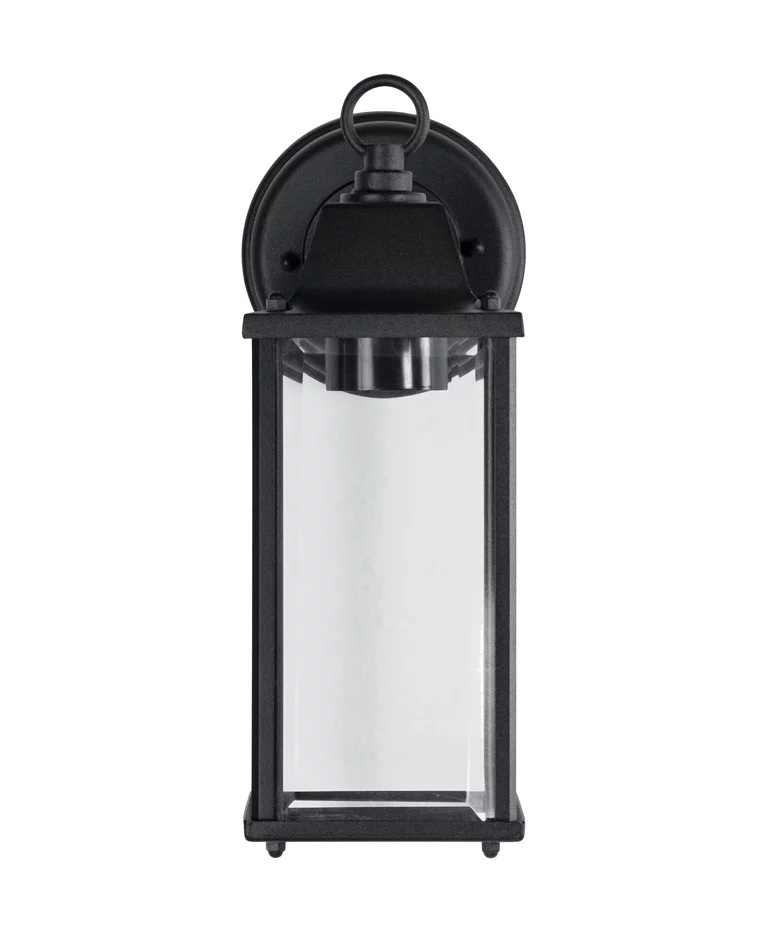 Lantern Square M Schwarz außenlampe Von Ledvance - Sie besteht aus langlebigem Aluminiumdruckguss und verf&uuml;gt &uuml;ber einen Schirm aus klarem Glas, der ein sch&ouml;nes und einladendes Licht verbreitet.