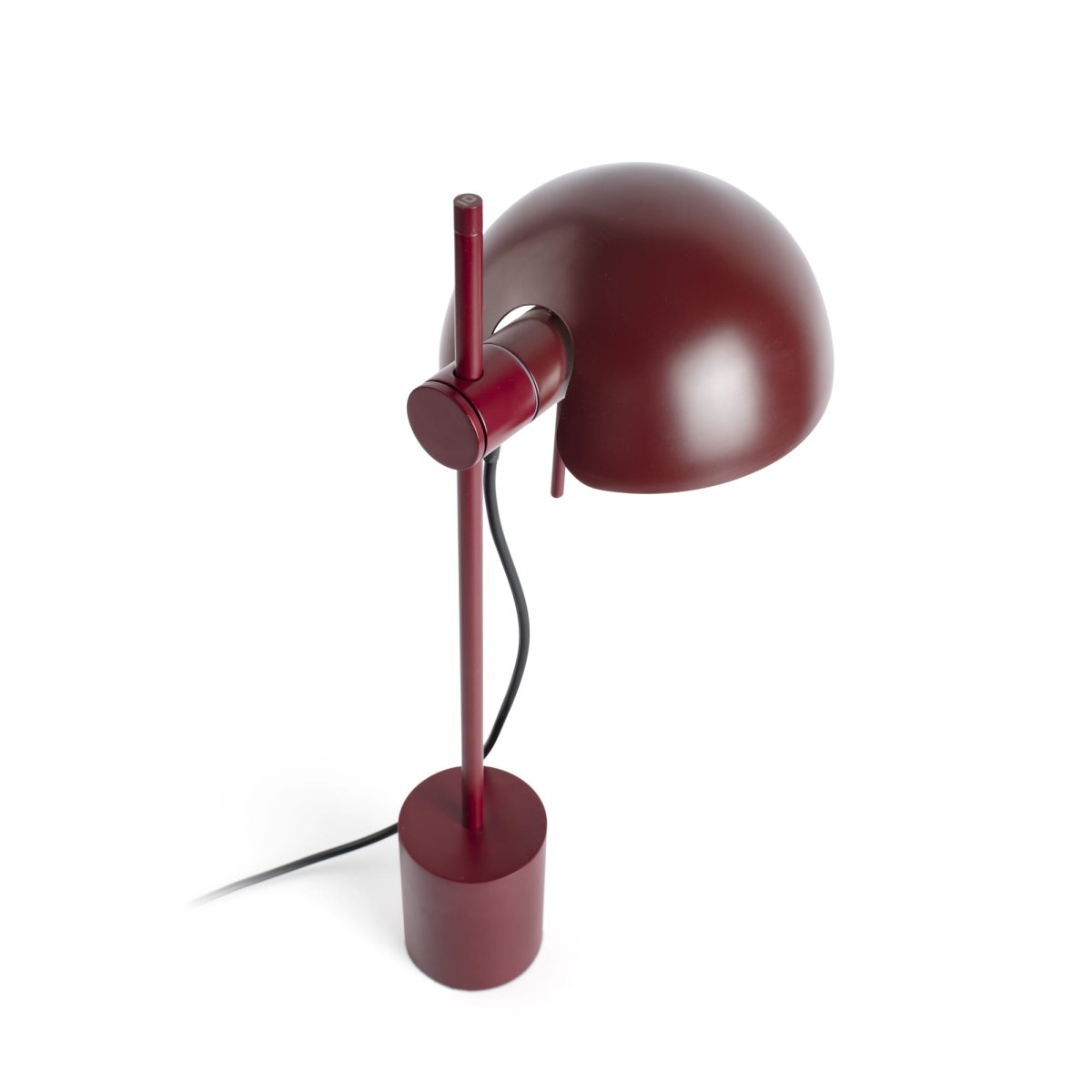Matilda 43cm Burgund schreibtischlampe Von Faro Barcelona - Matilda ist eine burgunderrote Tischleuchte mit klarem, geometrischem Design, die sich in jede Umgebung einf&uuml;gt.