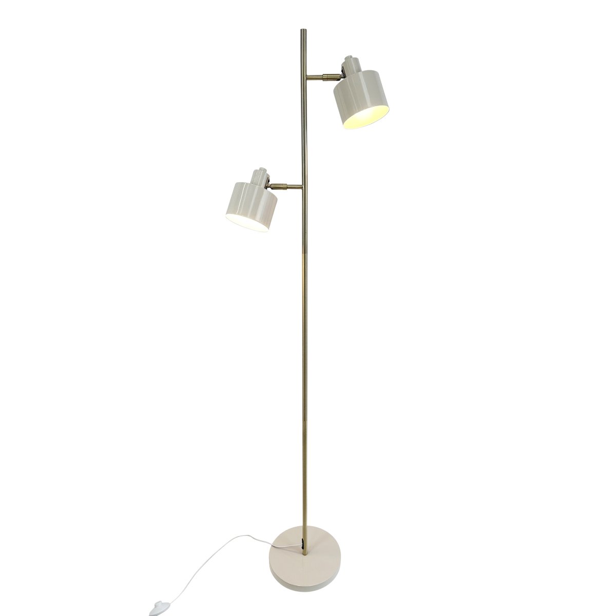 Ocean Beige stehlampe Von Dyberg Larsen - Die Ocean Stehlampe von Dyberg Larsen ist eine von den 50er Jahren inspirierte Lampe mit einem charmanten Retro-Design und einem modernen Touch.