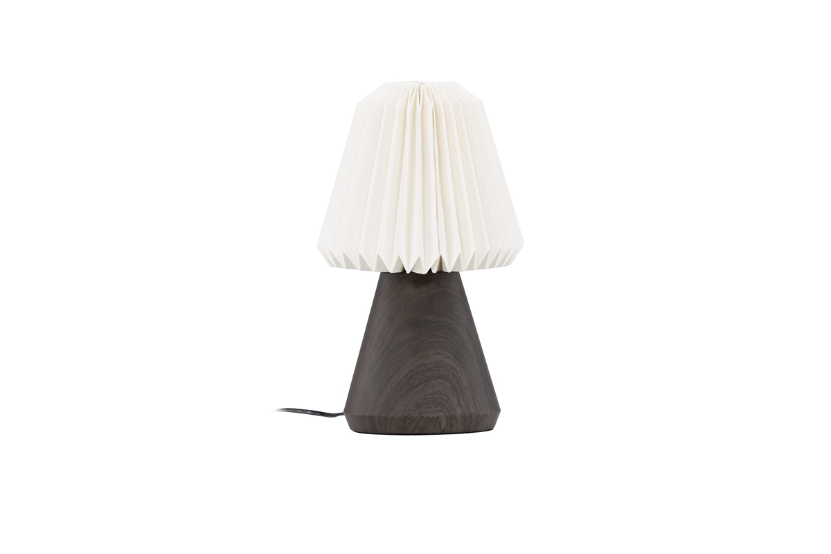 Fjällen 33cm Nussbaum tischlampe Von Venture Design - Der plissierte Lampenschirm aus wei&szlig;em Papier verbreitet ein angenehmes Licht, das eine entspannende Atmosph&auml;re schafft und ein beruhigendes Gef&uuml;hl vermittelt.